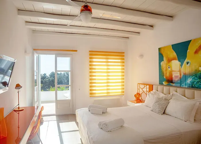 White Mykonos Agios Ioannis Diakoftis