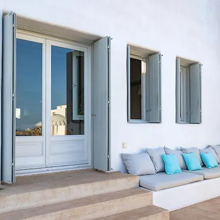 White Mykonos * Agios Ioannis Diakoftis