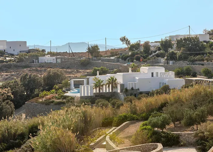 White Mykonos * Agios Ioannis Diakoftis